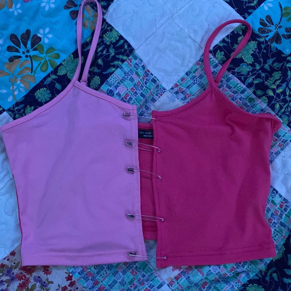 pink cropped top